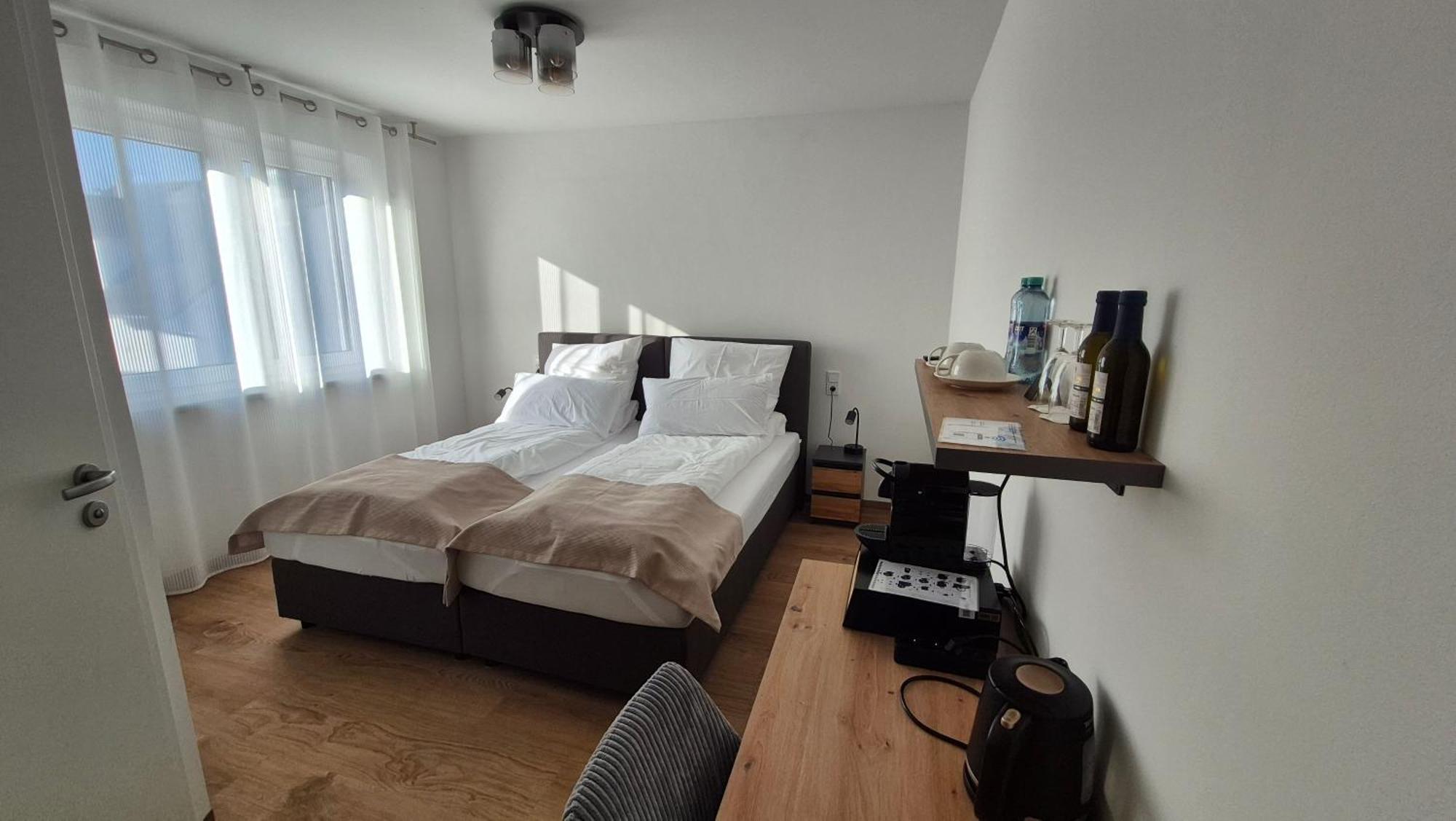 Apartments Seibel Doppel-Zweibettzimmer Mit Bad Reutlingen Exteriér fotografie